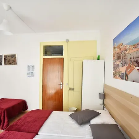 The Place Graca Prime * Lissabon